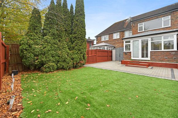 The property, situated in a convenient and popular location has three bedrooms, a reception room split into dining and living areas, a conservatory, study, kitchen and two bath/shower rooms. - Photo 1