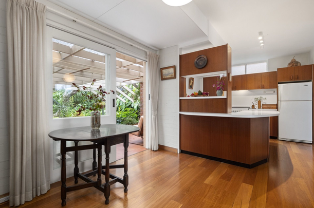 16 Ashley St, Tamarama, NSW 2026 - Photo 1