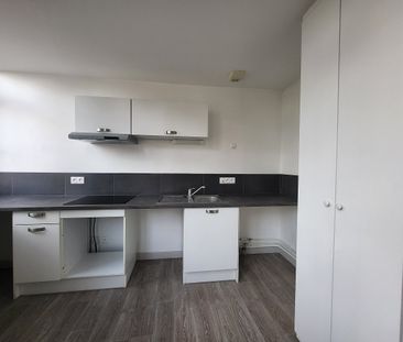 Location Appartement 2 pièces 43m² - Photo 4