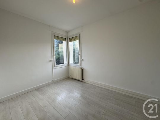 Location Appartement 3 pièces 74m² LA VALENTINE 11ème - Photo 1