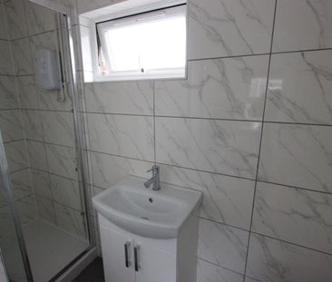 Studio Flat, St. Michael's Terrace, N22 - Photo 6