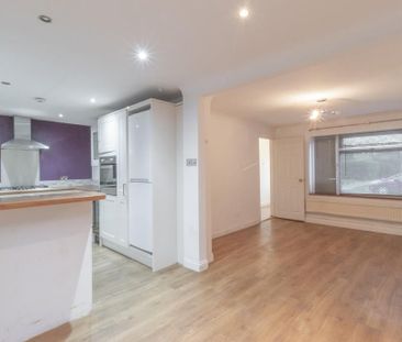 Belsize Road, Hemel Hempstead - Photo 1