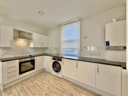 2 bedroom apartment to rent - Photo 3