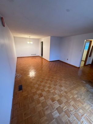 For Lease - 2409 Culver Way Unit# Main, Mississauga, Ontario - Photo 1