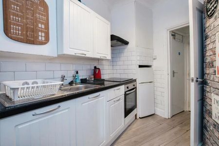 1 bedroom flat to rent - Photo 5