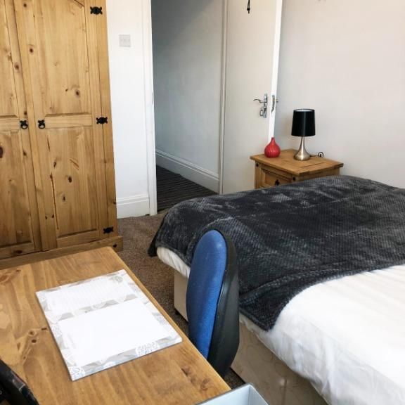 4 bedroom house share to rent - Photo 1