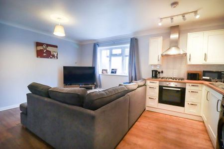 1 bedroom apartment to rent - Photo 2