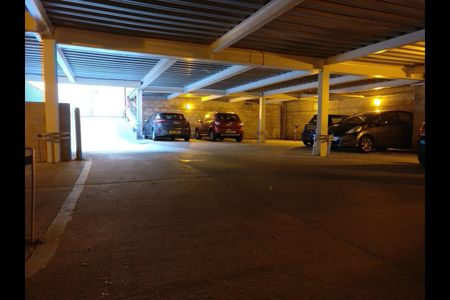 1 Bed Flat, George Street, B3 - Photo 5