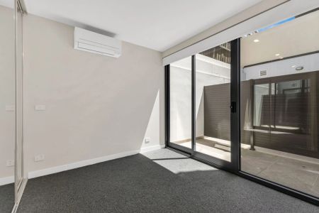 Brand New One-Bedroom plus Study Apartment in Glen Iris! - Photo 3
