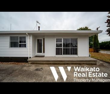 Newly Refurbished Three Bedroom Home - Photo 1