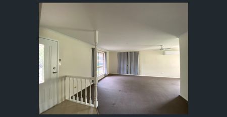 Beautifully renovated home in Browns Plains - Photo 3