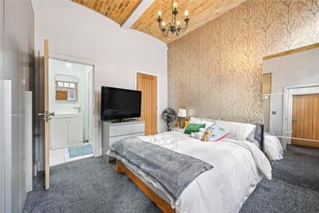 2 Bed End Terrace, Whiteleys Cottages, W14 - Photo 5