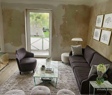 Nur noch tapezieren oder streichen und einziehen: schicke 2-Zimmer-... - Photo 1