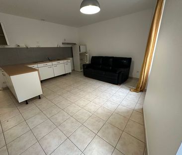 Appartement à louer 3 pièces • Joyeuse - Photo 4