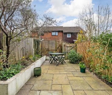 2 bedroom terraced house to rent - Photo 5