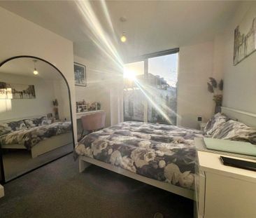 Commercial Road, Poole, Dorset, BH14 - Photo 4