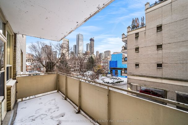 103 Avenue Road #311 - Photo 1