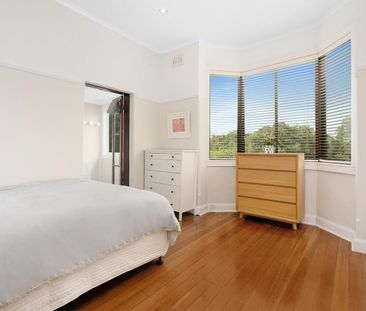 Renovated apartment in great location - Photo 3