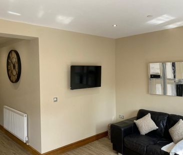 Merthyr Road - Photo 3