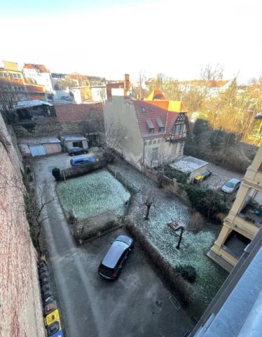 3RWE - Gemütliche Dachgeschosswohnung mit Terrasse und Tageslichtbad - Foto 2