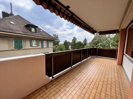 Bel appartement spacieux et rénové de 3.5 pièces, à 2 pas du CHUV - Photo 5