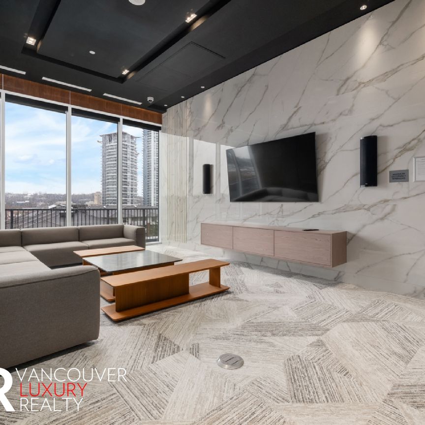 Condo in Burnaby, BC - Photo 1