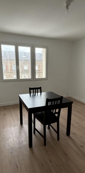 Location Appartement 1 pièce 27m² LE HAVRE 76600 - Photo 1