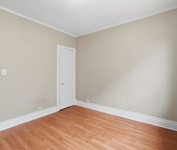 For Lease - 418 Main Street, Hamilton, Ontario - Photo 5