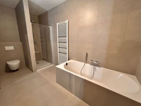 Appartement te huur - Foto 3
