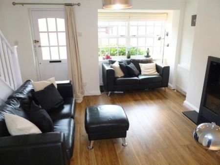 2 bedroom terraced house to rent - Photo 3