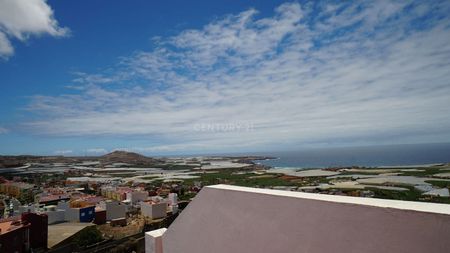 Gáldar, Canary Islands - Photo 4