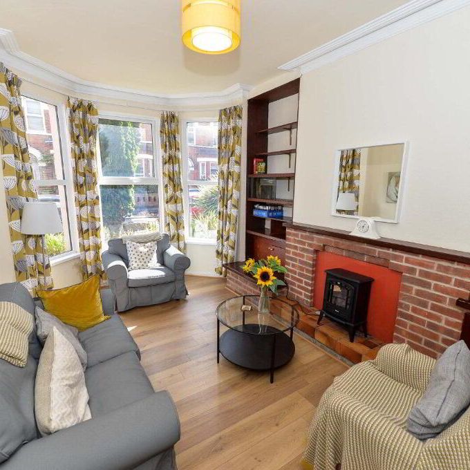 69 Haypark Avenue, Belfast, BT7 3FE - Photo 1