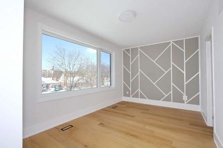 For Lease - 247 Alderbrae Avenue, Toronto, Ontario - Photo 5