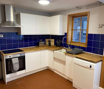 1 bedroom in a house share to rent - Photo 5