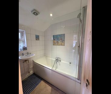 Room in a Shared House, Filey Road, RG1 - Photo 6