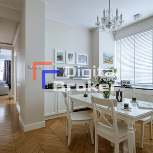 Warszawa, Śródmieście, Wilcza - Zdjęcie 2