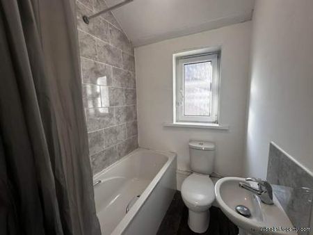 3 bedroom property to rent in Grimsby - Photo 3