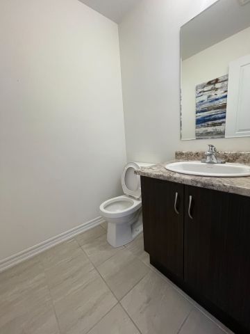 For Lease - 24 Imperial College Lane, Markham, Ontario - Photo 4