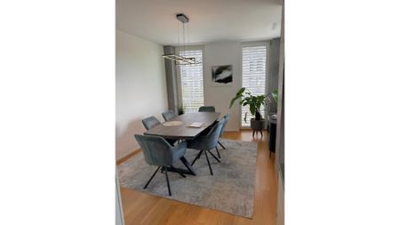 3½ Zimmer-Wohnung in Zürich - Kreis 5 Industriequartier, möbliert - Photo 2