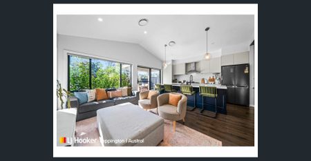 MODERN & FILLED WITH NATURAL SUNLIGHT - Photo 2