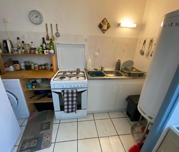 Location appartement rénové 2 pièces 40.3 m² à Die (26150) 4 - Photo 3