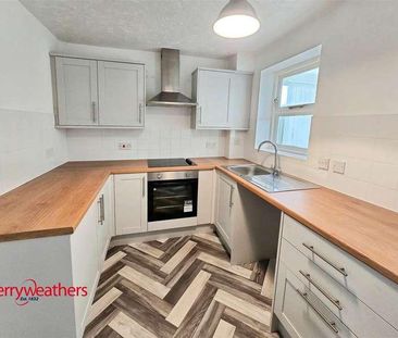 Hazel Court, Ravenfield, Rotherham, S65 - Photo 1