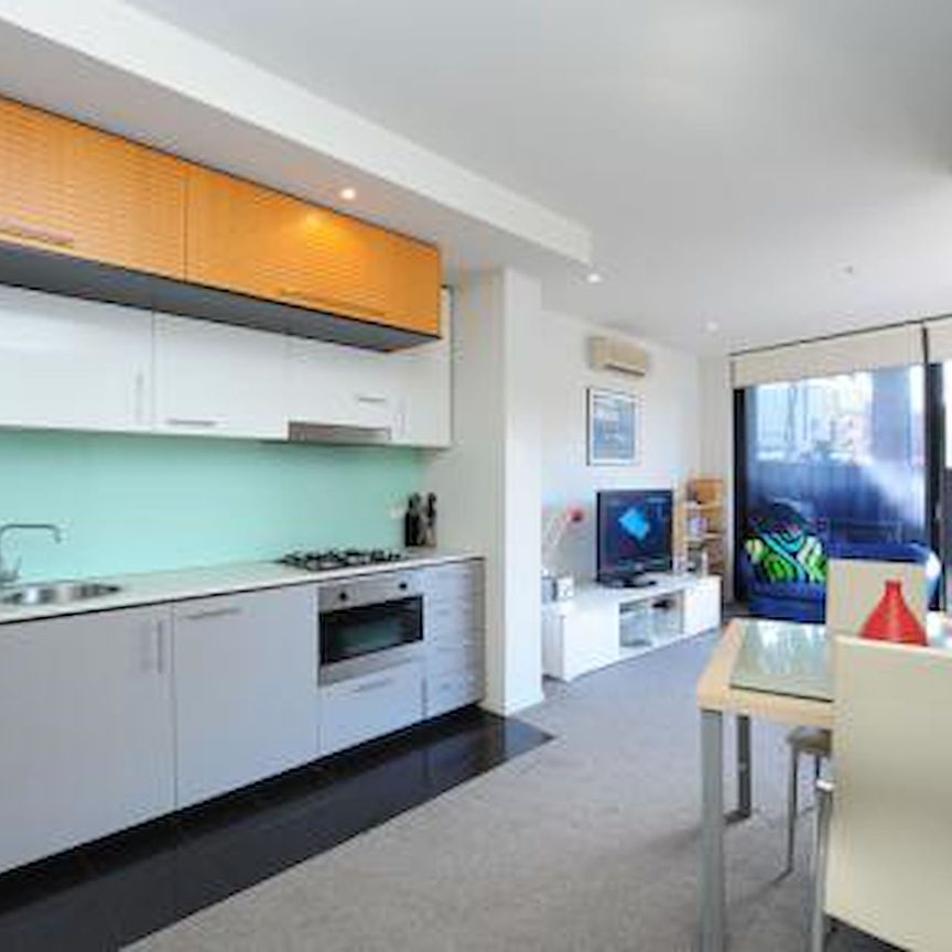 Unit 13/220 Barkly Street, St Kilda. - Photo 1