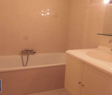 Location Appartement 3 pièces 55m² CARRY LE ROUET 13620 - Photo 3