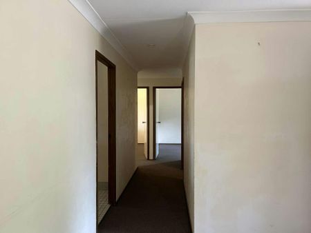 Tidy Three Bedroom in Oxley Vale - Photo 2