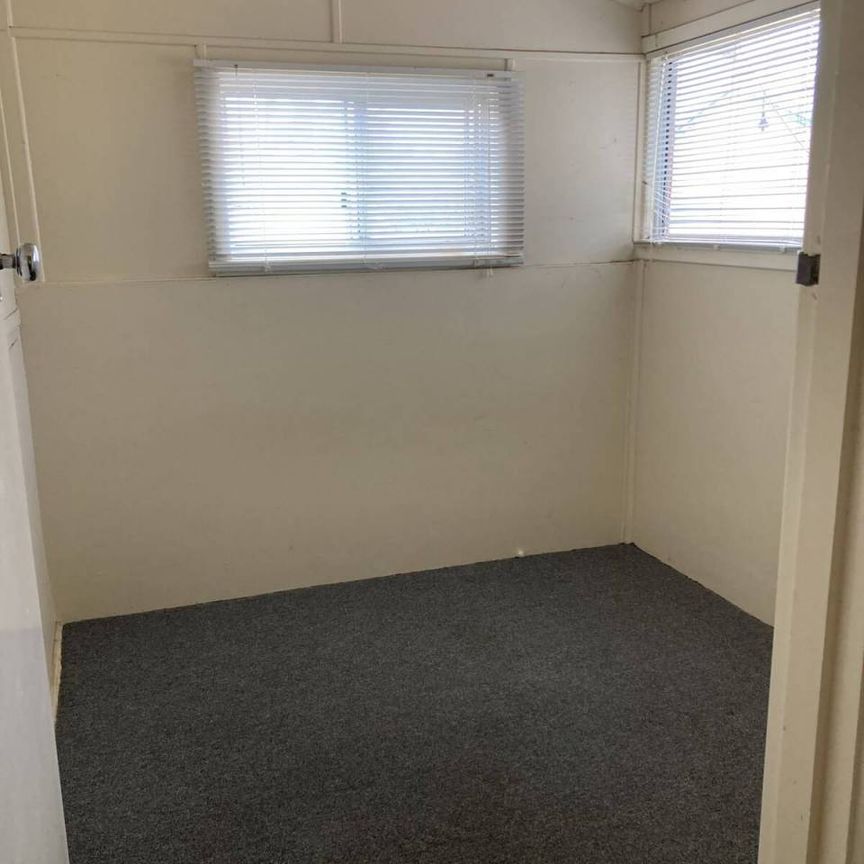 Cosy 3x1 with Sleep out, in Bruce Rock - Photo 1