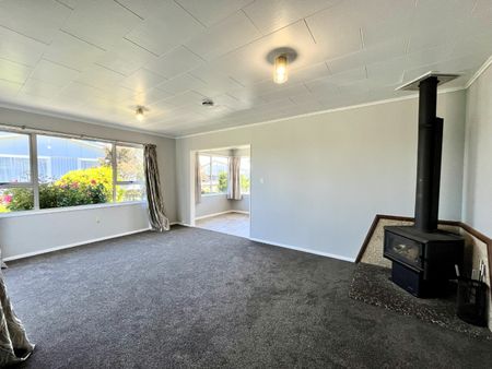 Portsmouth Road, Flaxmere - Photo 4