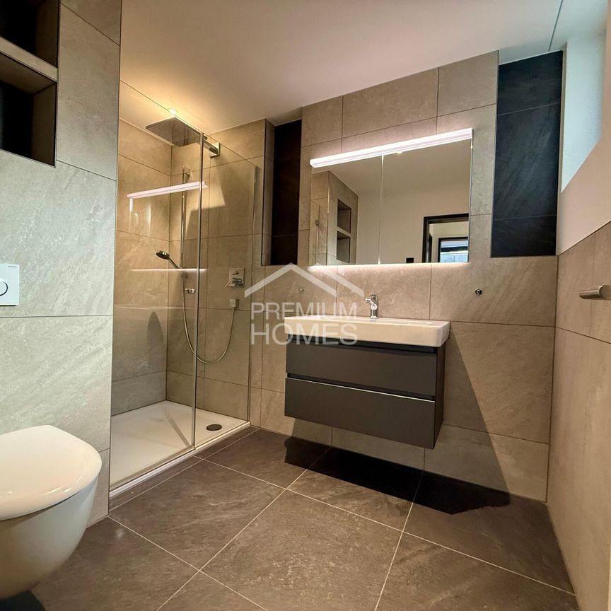 Ihr neues Zuhause mit Gartensitzplatz! - Photo 1