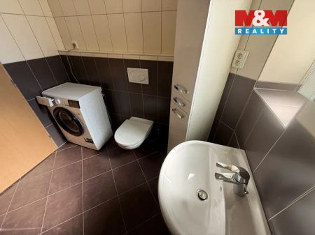 Pronájem bytu 2+kk v Jablonci nad Nisou, ul. Dlouhá - Photo 5