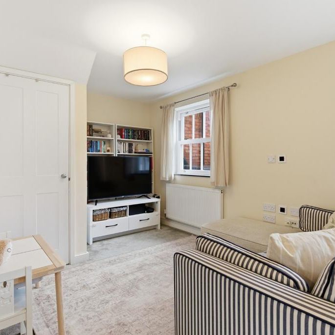 2 bedroom detached house to rent - Photo 1